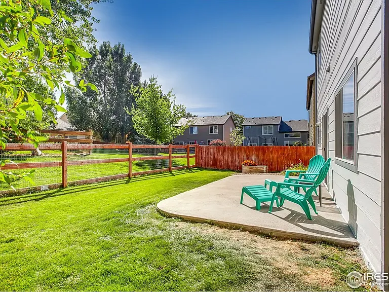 1126 Lochmore Pl — Photo 33