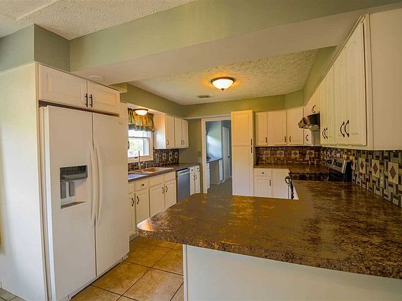 4th image of 1026 Northwood Ave