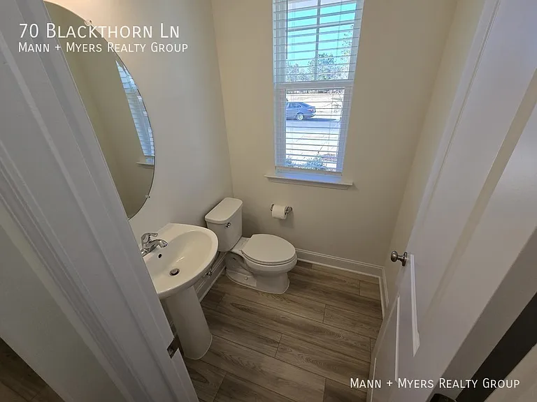 70 Blackthorn Ln — Photo 8