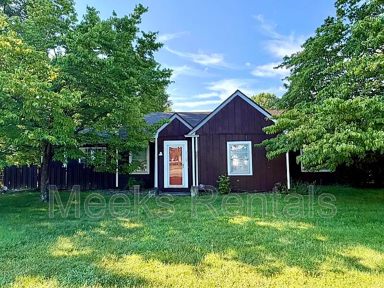 3425 Teays Valley Rd — Photo 1