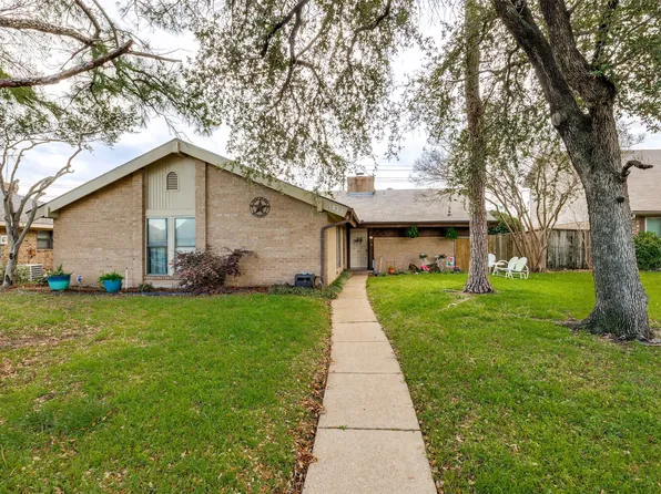 5433 Barcelona Dr, Garland, TX 75043