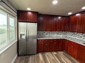 142 Santa Lucia Ave, San Bruno, CA