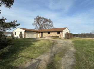 5887 Honert Rd, Ortonville, MI 48462