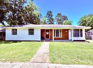 542 W Chickasaw St, Brookhaven, MS 39601