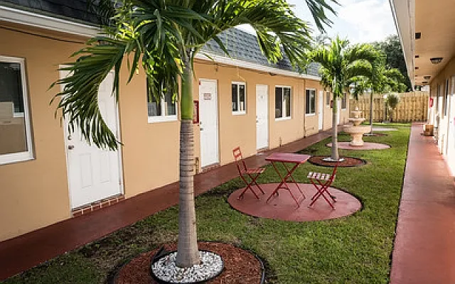 113 SE 11th Ave #3