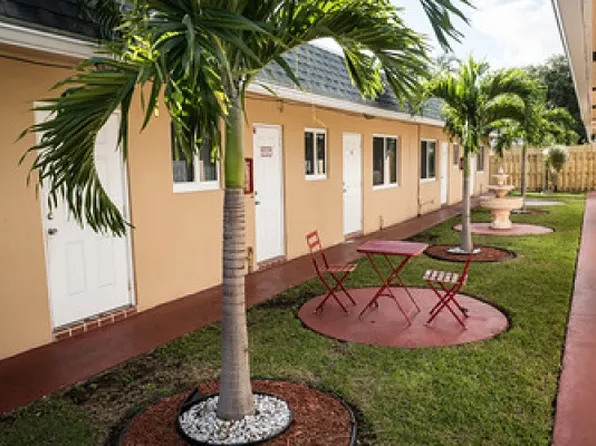 113 SE 11th Ave APT 3, Pompano Beach, FL 33060