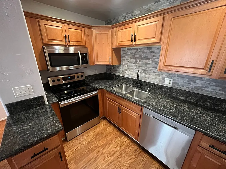 6376 Rancho Mission Rd #406 — Photo 4