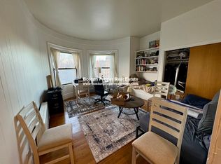 384 Commonwealth Ave #501, Boston, MA 02215