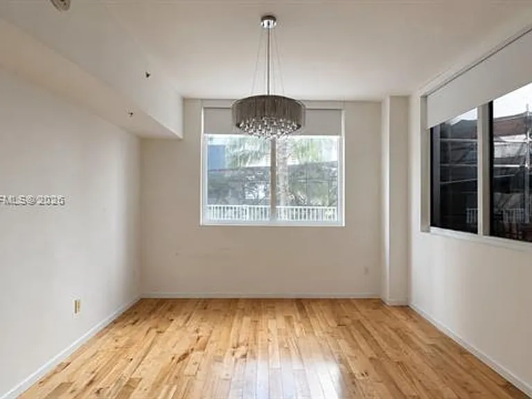 253 NE 2nd St #CU-802 — Photo 8