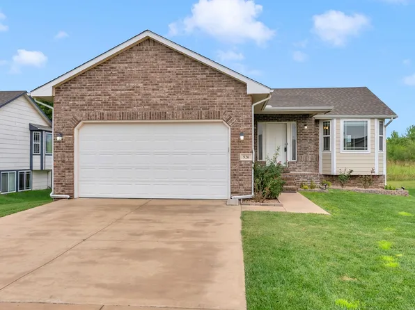 526 E Shade St, Andover, KS 67002