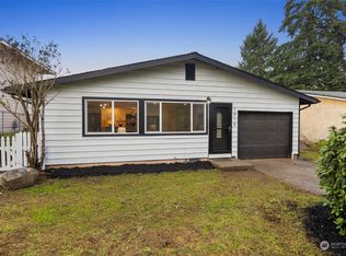 1915 E 61st St, Tacoma, WA 98404