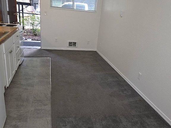 4th image of 3037 NE 143rd St APT 3