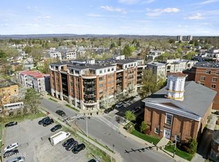 87 Railroad Pl APT 307, Saratoga Springs, NY 12866