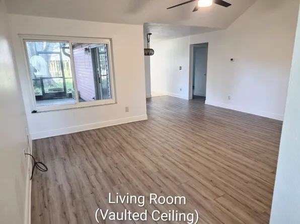3445 Fox Crossing Dr, Kissimmee, FL 34741