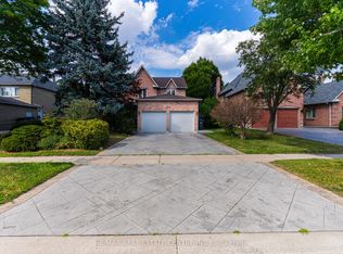 4623 Hewicks Ln, Mississauga, ON L5M 3L8