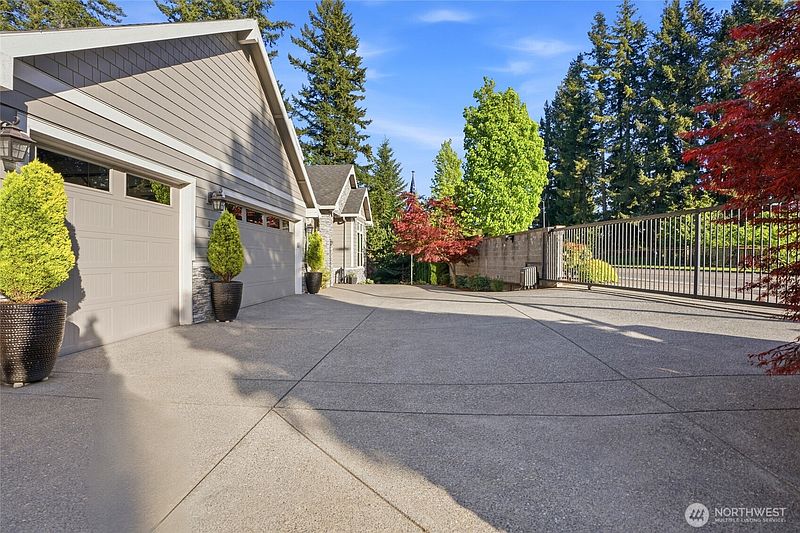 3rd image of 3011 NW Lake Road