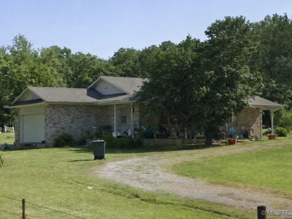 1135 Cravens Rd, Wilburton, OK 74578