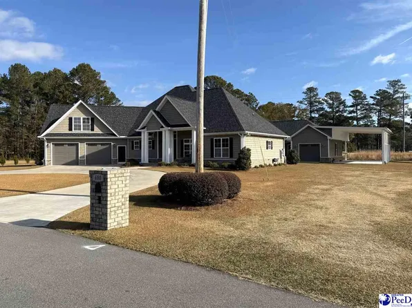 680 Middlecoff Rd, Lake City, SC 29560