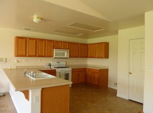 6204 Long Valley Way, Bakersfield, CA 93311