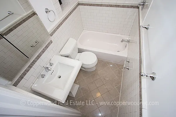 Rented by Copperwood Real Estate | media 4