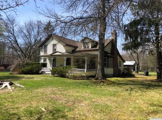 511 State Route 295, Chatham, NY 12037