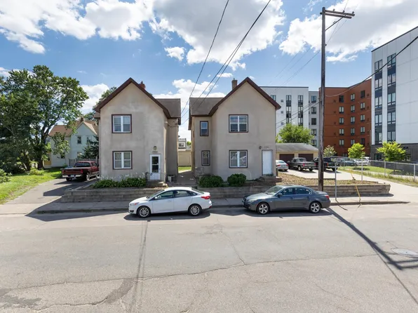 916 14th Ave NE, Minneapolis, MN 55413