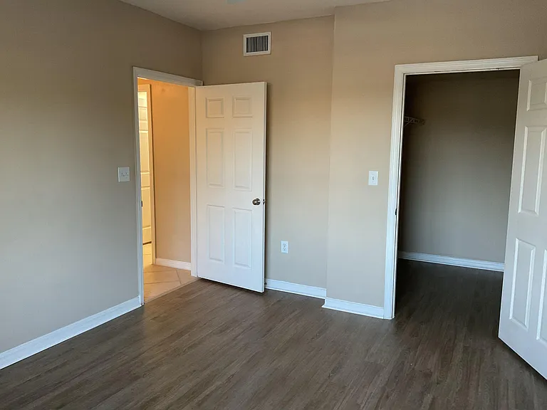 6410 Emerald Dunes Dr #202 — Photo 5