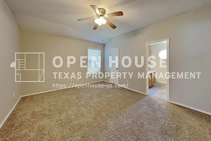 625 Creekview Dr — Photo 11