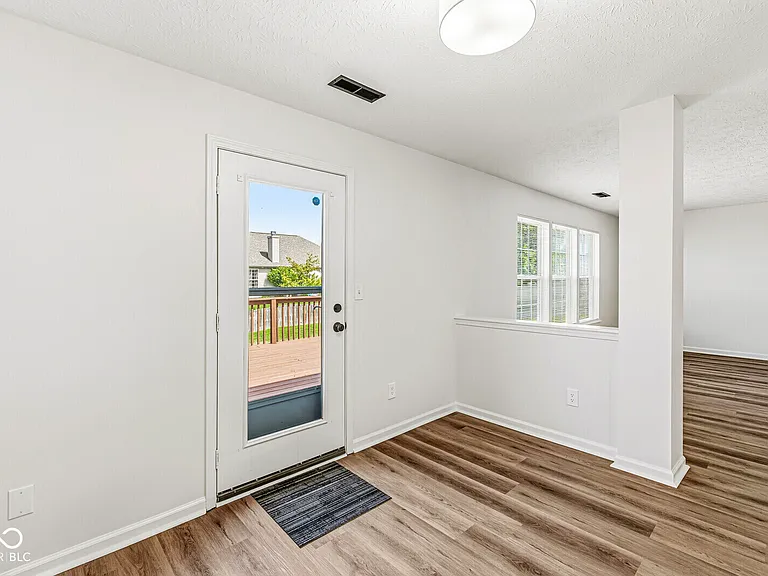 2747 Foxbriar Pl — Photo 10
