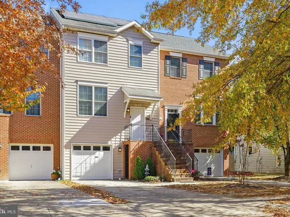 104 Oak Leaf Dr, Chestertown, MD 21620