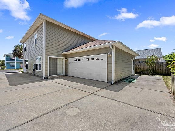 5th image of 4637 Isles Dr