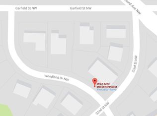 2802 32nd St NW, Washington, DC 20008