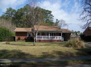 1913 Johnson St, Newport, NC 28570