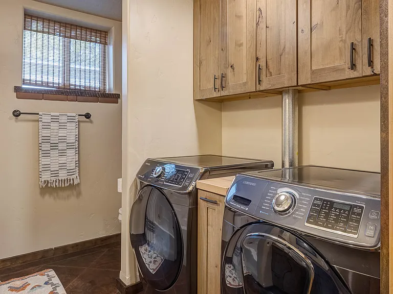 1525 Dickens St — Photo 21