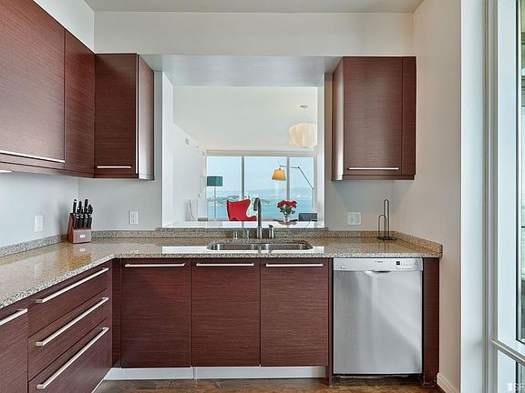 4th image of 425 1st St Unit 3502