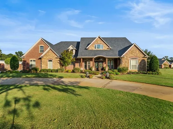 301 W Beaver, Texarkana, TX 75501