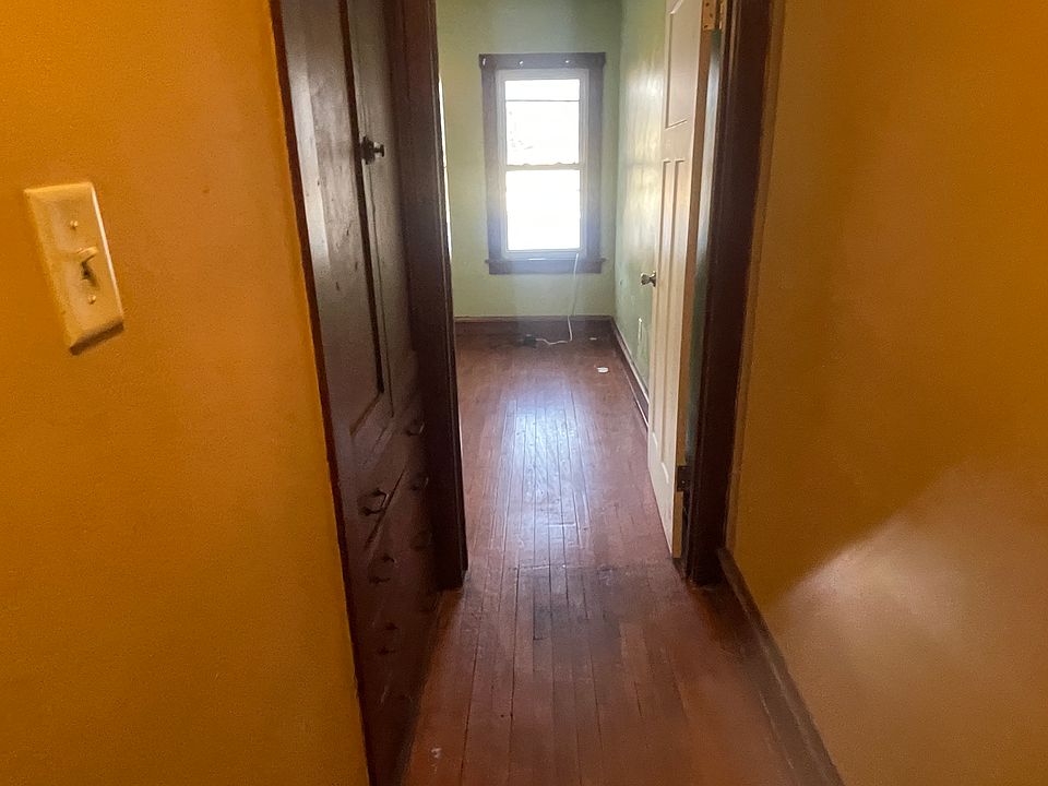 1st image of 3738 N Port Washington Ave #3738