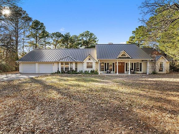 2nd image of 126 Pine View Loop