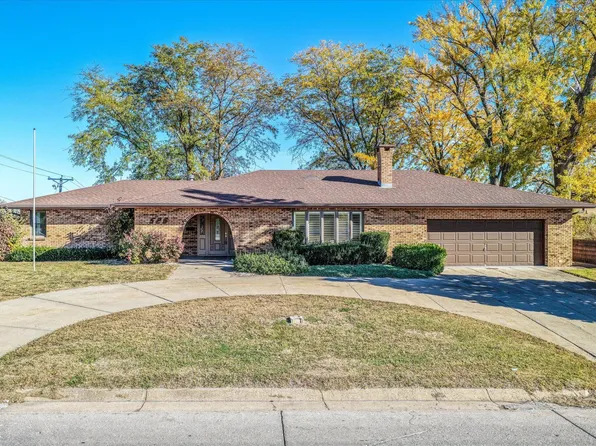 526 N 8th St, Missouri Valley, IA 51555