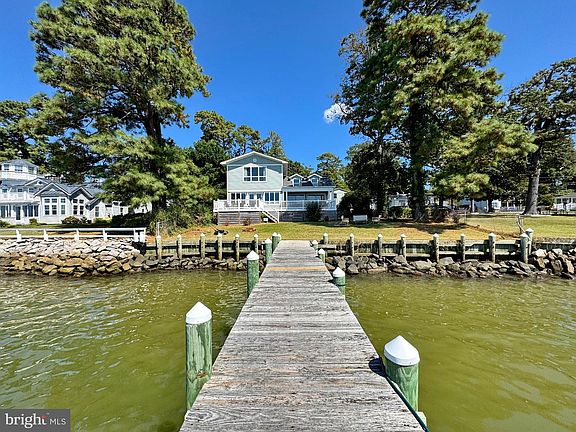 2nd image of 15445 Potomac River Dr