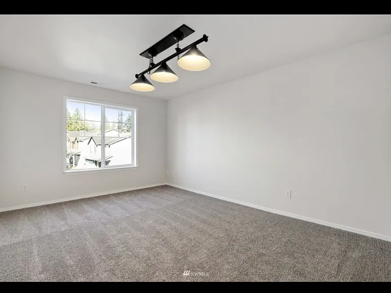 11703 60th Ave SE — Photo 19