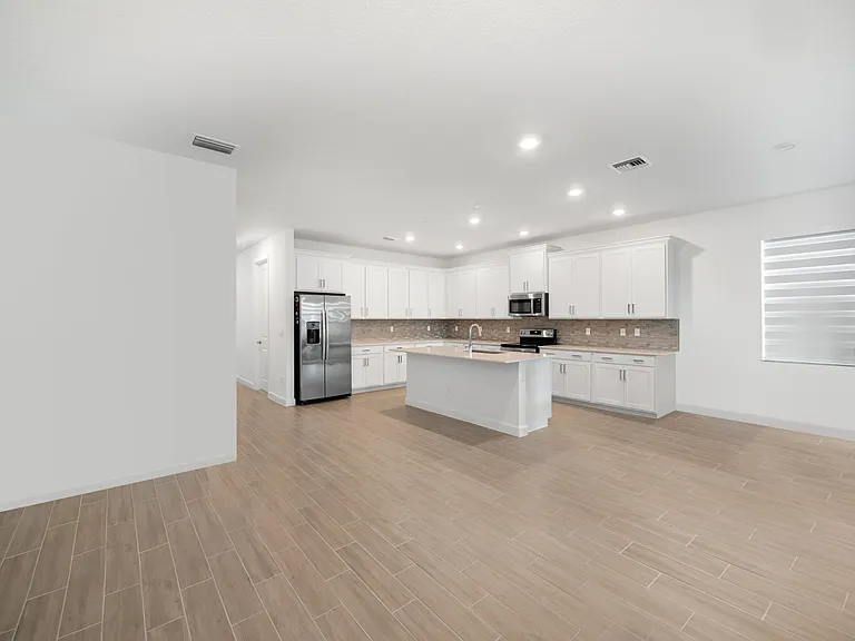 1325 Whitcombe Dr — Photo 12