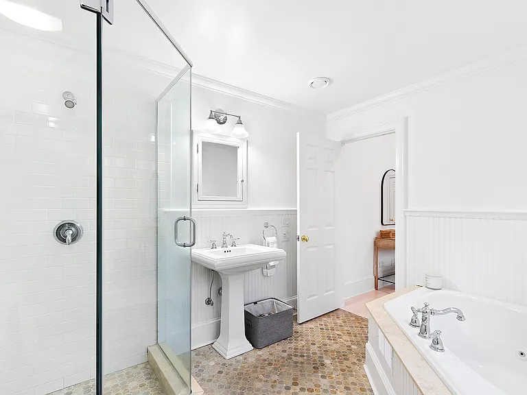 2 Jasons Ln — Photo 31