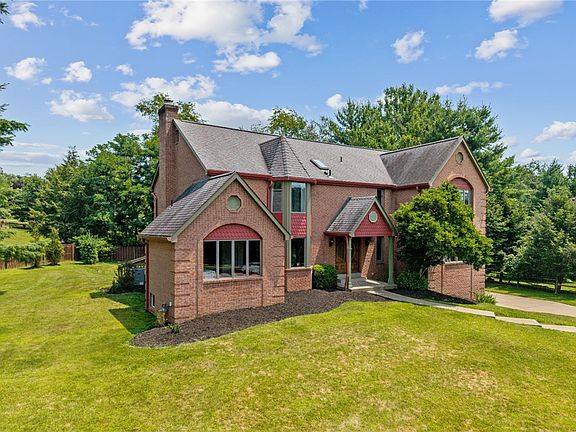 2nd image of 4578 Dogwood Dr