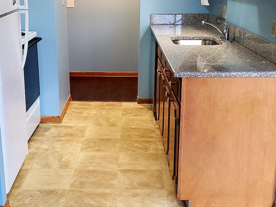 1st image of 22065 River Oaks Dr