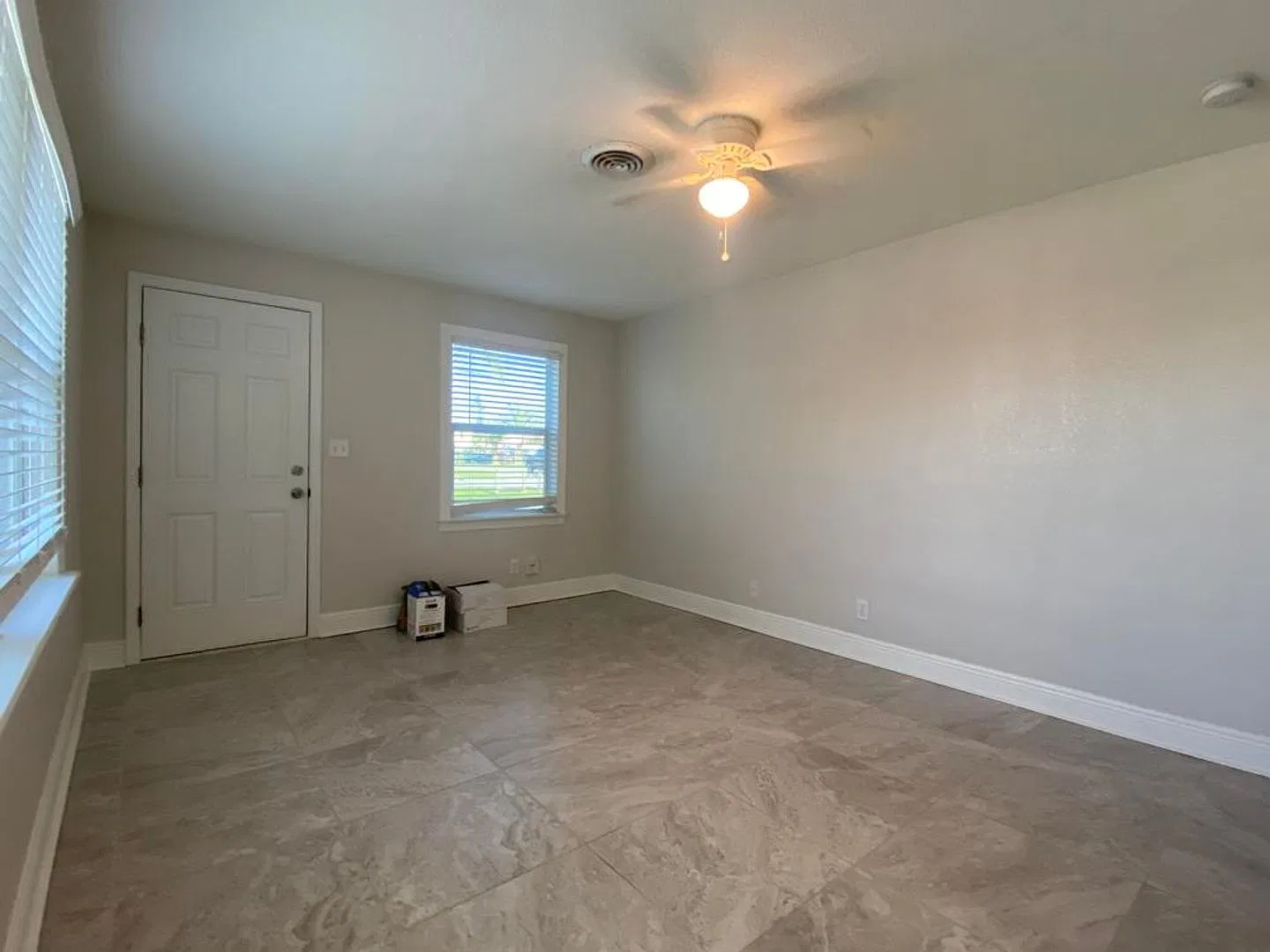 Two Bedroom Beachside Duplex with Garage! — Photo 3