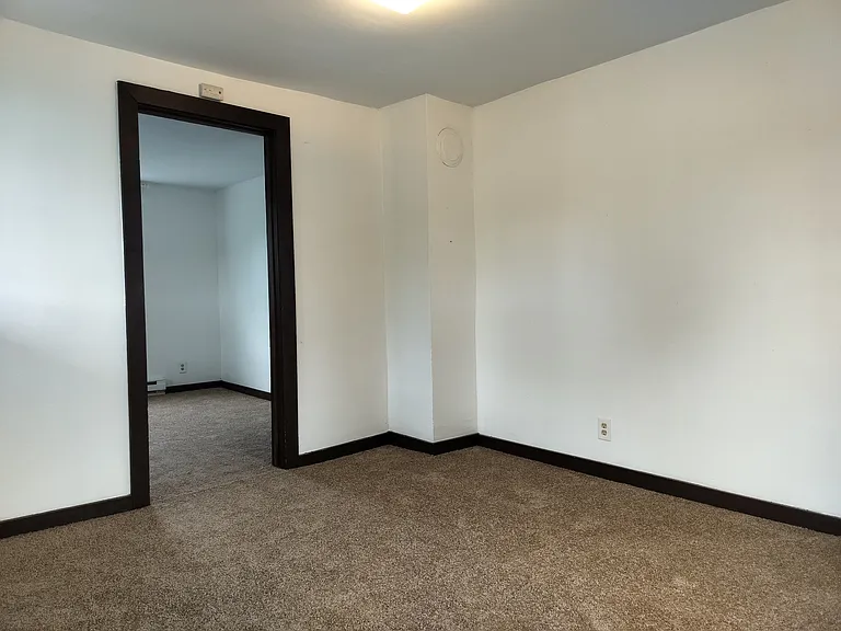 64 Chestnut Ave — Photo 9