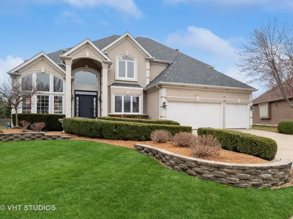 2404 Moore Ct, Naperville, IL 60564