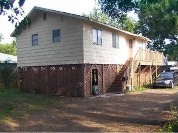 809 E Louisiana Ave, Tampa, FL 33603