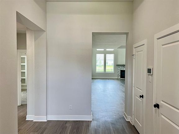 4th image of 2721 Arbor Edge Xing